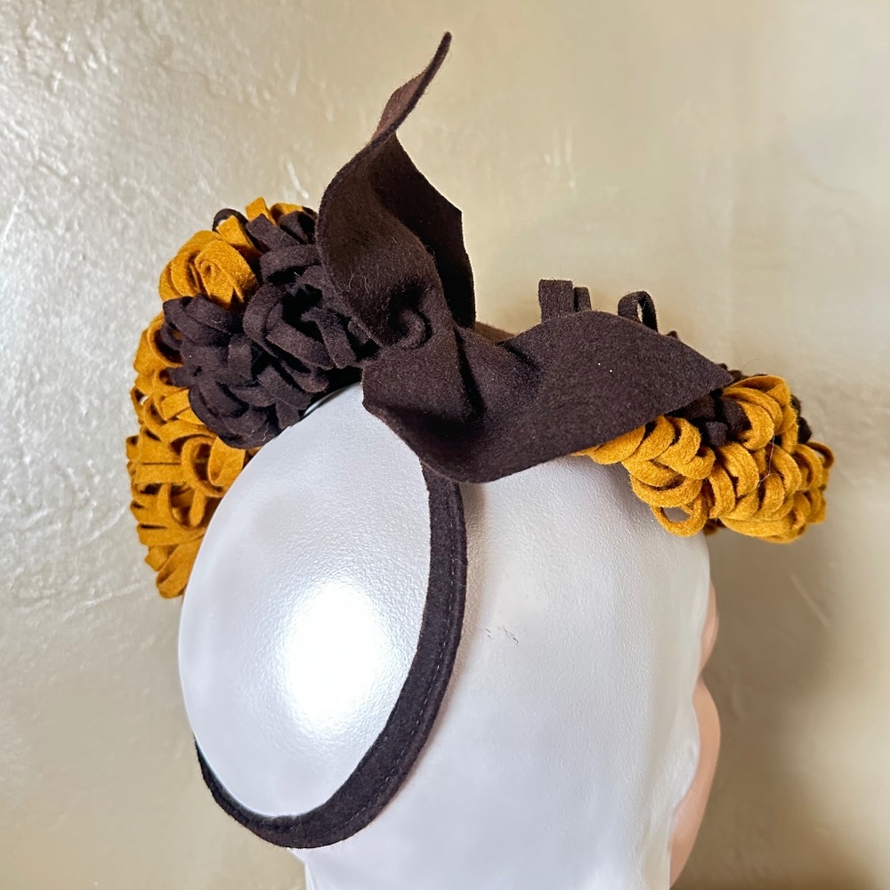 RARE 1930's BROWN/GOLD FELT TILT HAT - Picture 5 of 13